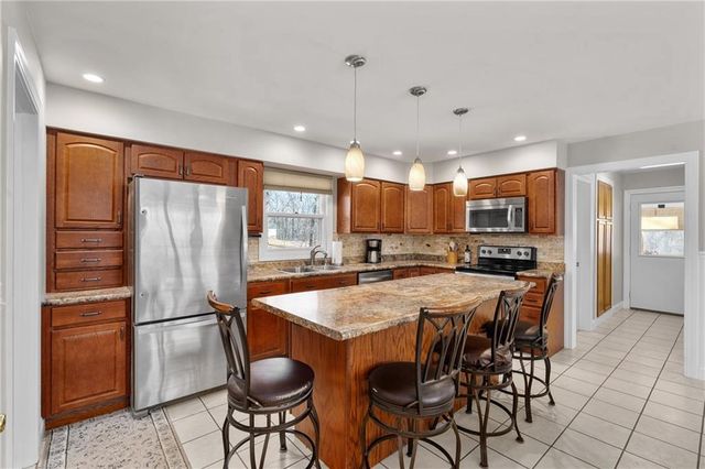 7822 Blue Valley Drive, Eau Claire, WI 54703