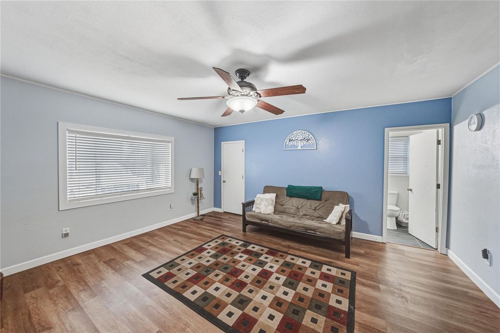 Image 36 of property listing at 405 LAKE NED ROAD, Winter Haven, FL 33884