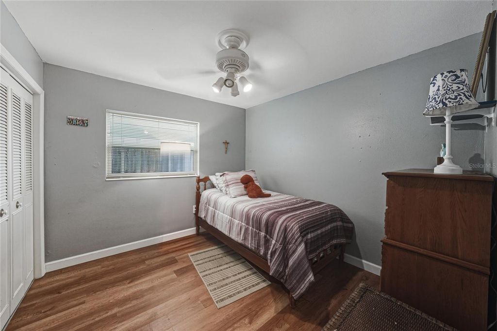 Image 48 of property listing at 405 LAKE NED ROAD, Winter Haven, FL 33884