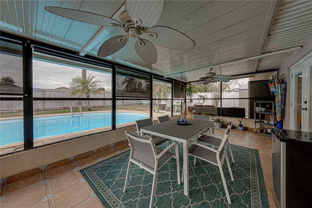 Image 55 of property listing at 405 LAKE NED ROAD, Winter Haven, FL 33884