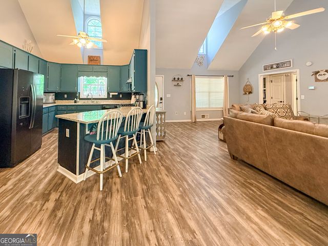 127 Alexander Drive, Mcdonough, GA 30252