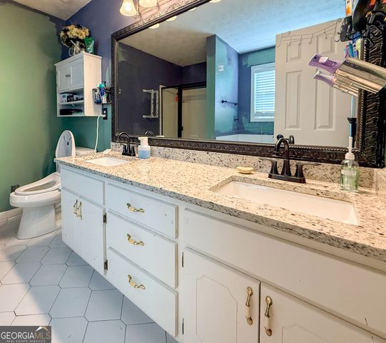 127 Alexander Drive, Mcdonough, GA 30252