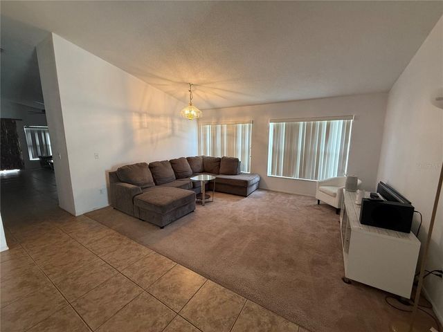 521 CASTLEMAIN CIRCLE, Davenport, FL 33897