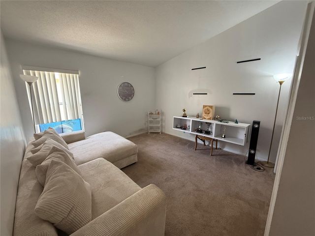 521 CASTLEMAIN CIRCLE, Davenport, FL 33897