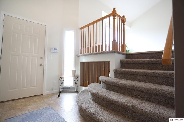 2412 Corn Drive, Papillion, NE 68046