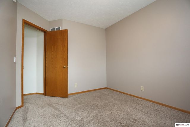 2412 Corn Drive, Papillion, NE 68046