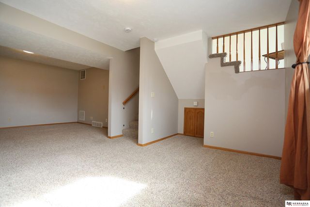 2412 Corn Drive, Papillion, NE 68046