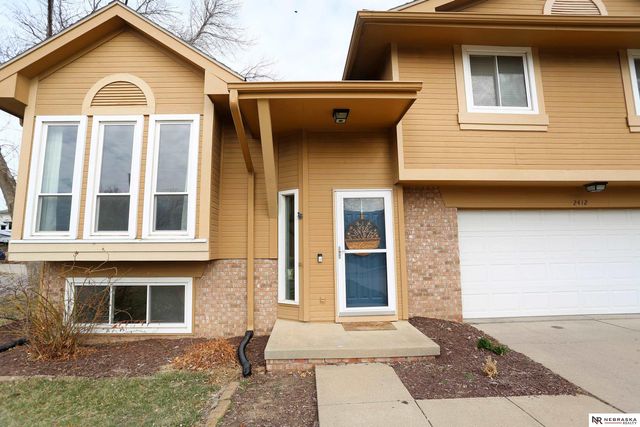 2412 Corn Drive, Papillion, NE 68046