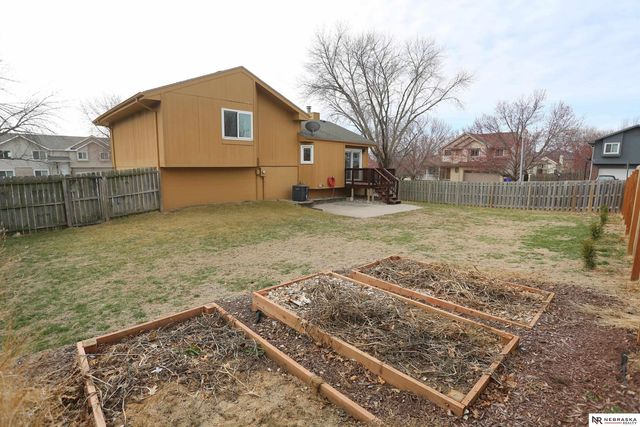 2412 Corn Drive, Papillion, NE 68046