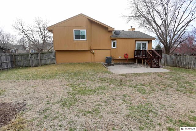 2412 Corn Drive, Papillion, NE 68046