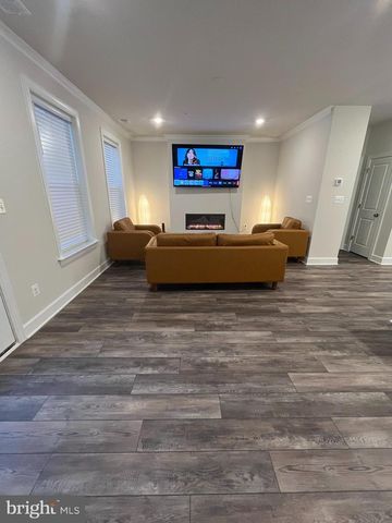 2327 STEPHANIE TESSA LN, Woodbridge, VA 22191