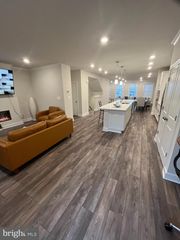 2327 STEPHANIE TESSA LN, Woodbridge, VA 22191