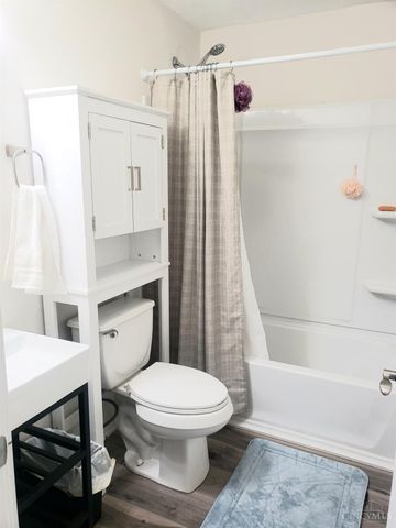 2552 McHenry Road, Goshen Twp, OH 45122