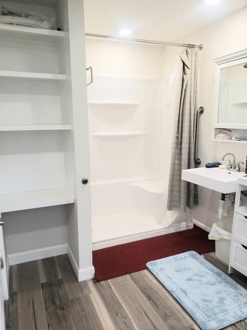 2552 McHenry Road, Goshen Twp, OH 45122