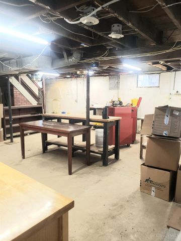 2552 McHenry Road, Goshen Twp, OH 45122