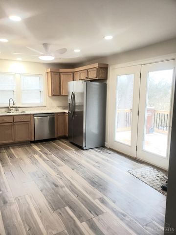 2552 McHenry Road, Goshen Twp, OH 45122