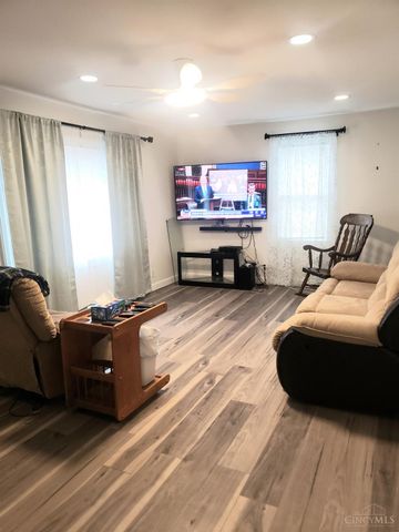 2552 McHenry Road, Goshen Twp, OH 45122