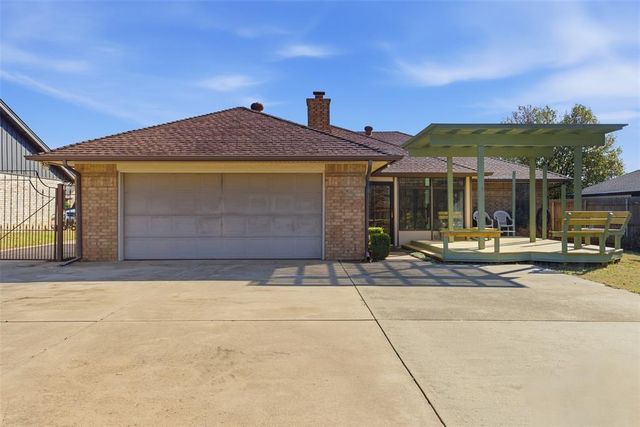 11409 Cedar Valley Drive, Oklahoma City, OK 73170