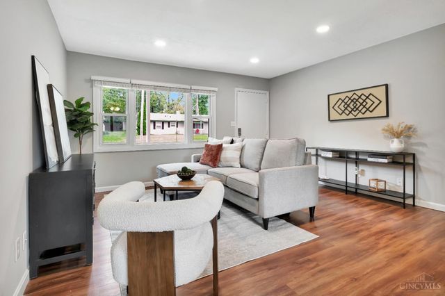 228 Tuscarora Drive, Loveland, OH 45140