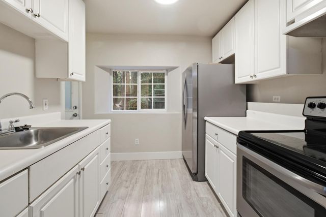 2876 Polaris St, Pollock Pines, CA 95726