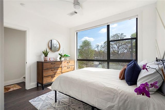 54 Moda Lane, Atlanta, GA 30316