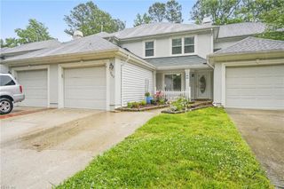 303 Esplanade PL, Chesapeake, VA 23320