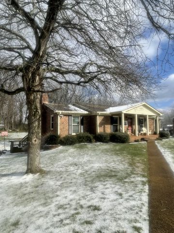 1315 Jewell Dr, Columbia, TN 38401