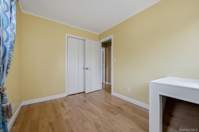 Riverdale 23, Oakdale, NY 11769