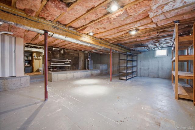 Riverdale 23, Oakdale, NY 11769