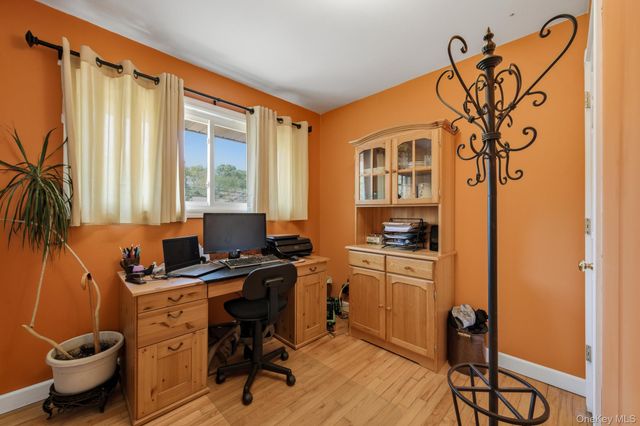 Riverdale 23, Oakdale, NY 11769
