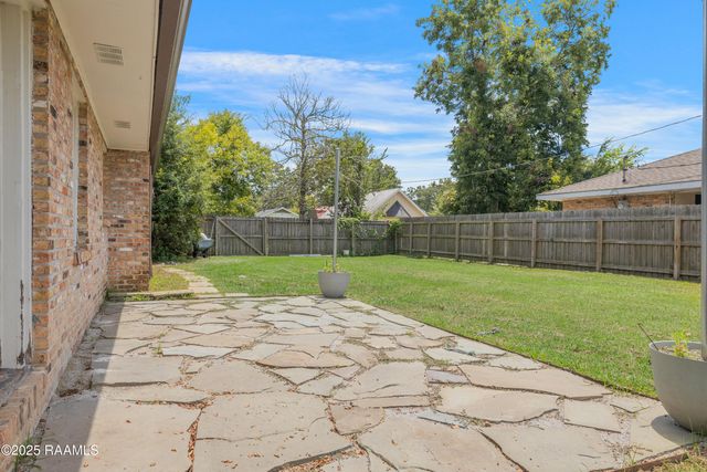 1017 Solomon Street, Breaux Bridge, LA 70517