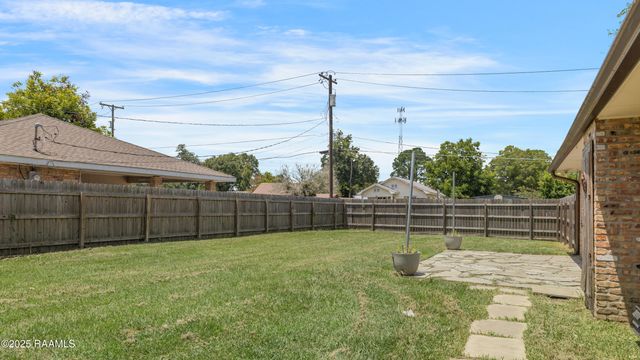 1017 Solomon Street, Breaux Bridge, LA 70517