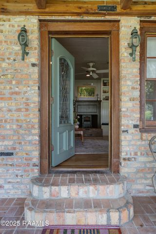1017 Solomon Street, Breaux Bridge, LA 70517