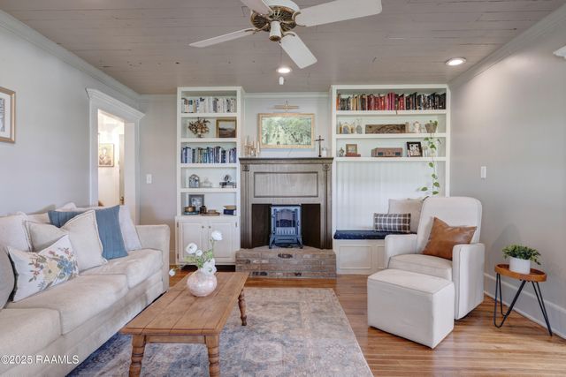 1017 Solomon Street, Breaux Bridge, LA 70517