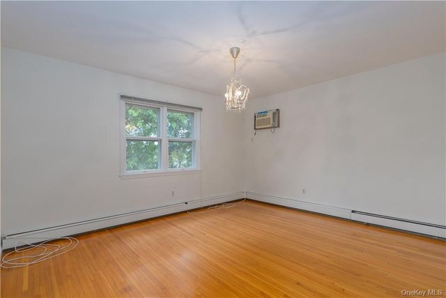 30 Cassilis Avenue, Bronxville, NY 10708