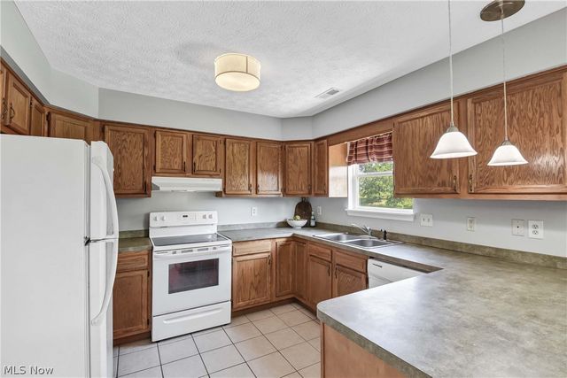 3222 Greentree Circle, Medina, OH 44256