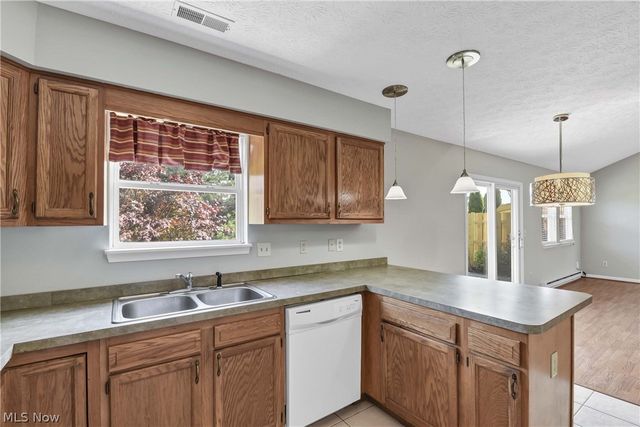 3222 Greentree Circle, Medina, OH 44256