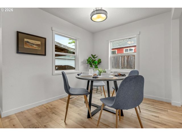 4314 Ne 72ND Ave, Portland, OR 97218