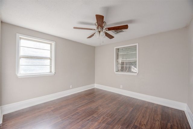126 Windsor Avenue, Chickasha, OK 73018