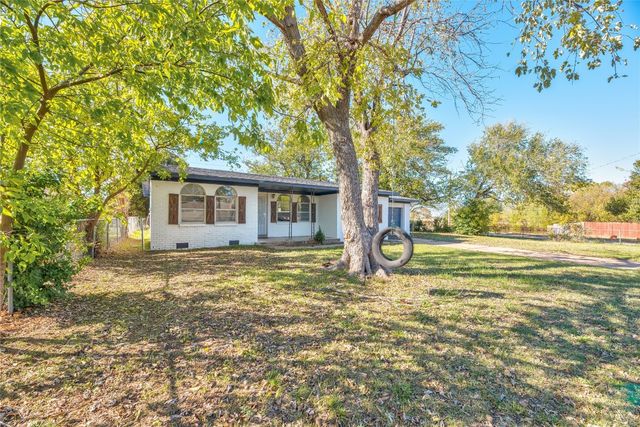 126 Windsor Avenue, Chickasha, OK 73018