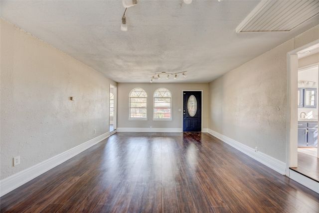 126 Windsor Avenue, Chickasha, OK 73018