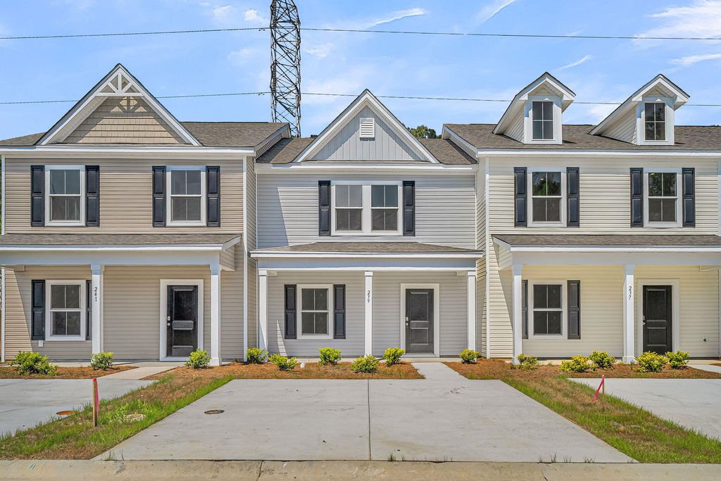239 Harding Lane, Goose Creek, SC 29445