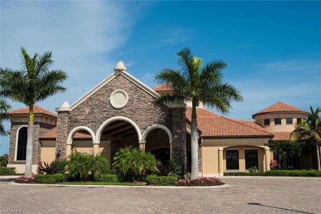 9517 Avellino WAY 2216, Naples, FL 34113
