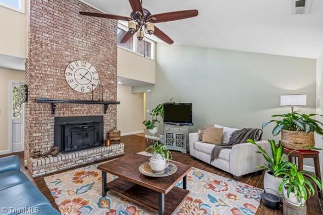 4220 Mae Len Drive, Winston-salem, NC 27107