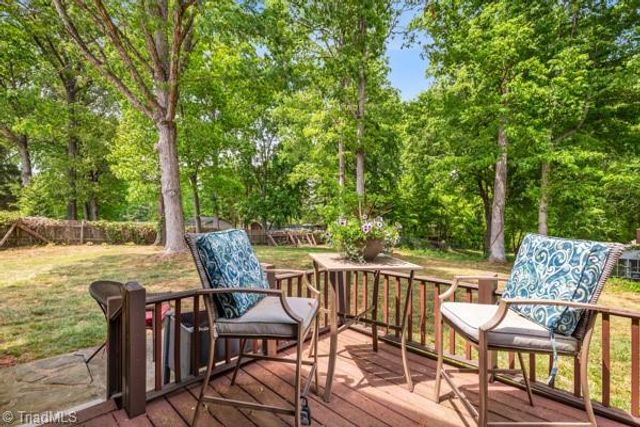 4220 Mae Len Drive, Winston-salem, NC 27107