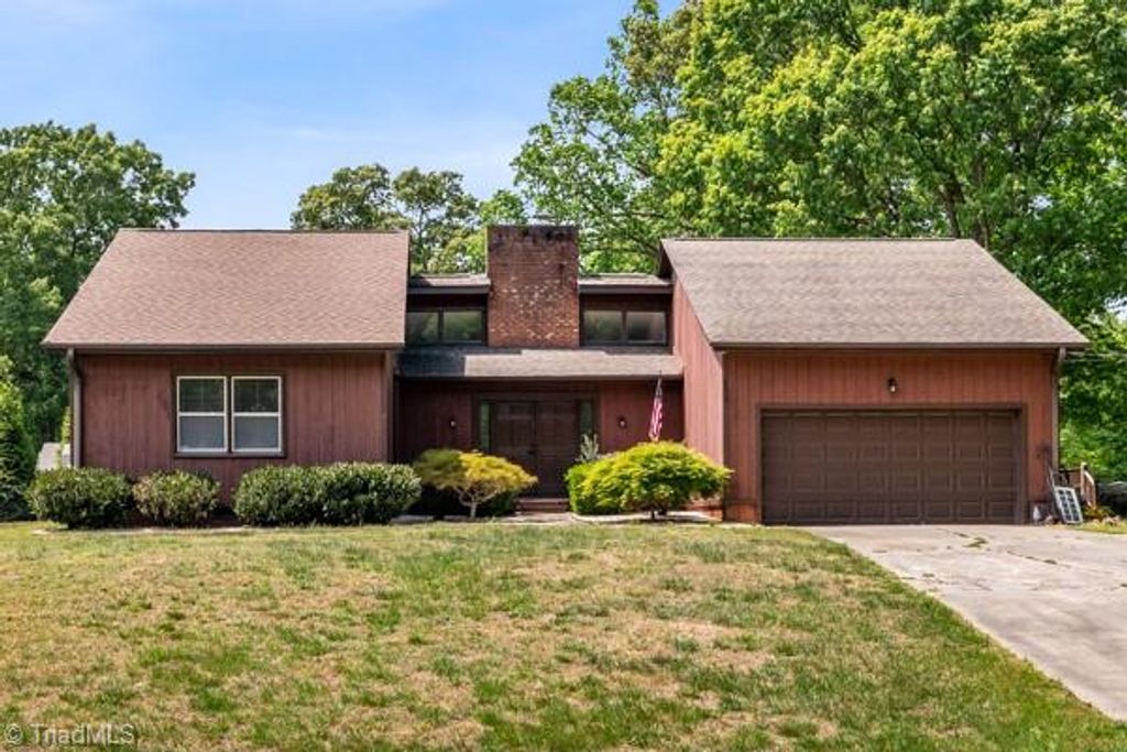 4220 Mae Len Drive, Winston-salem, NC 27107
