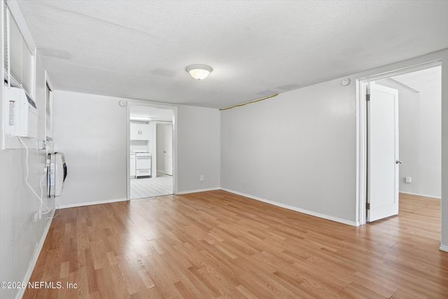 6348 HYDE GROVE Avenue, Jacksonville, FL 32210