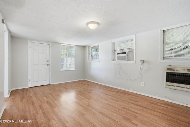 6348 HYDE GROVE Avenue, Jacksonville, FL 32210