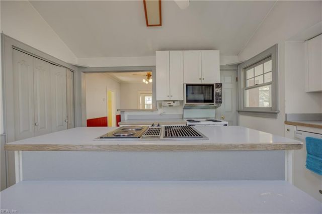 1512 Mathews TER, Portsmouth, VA 23704