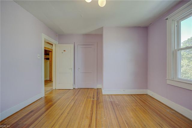 1512 Mathews TER, Portsmouth, VA 23704